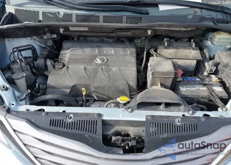 2015 Toyota Sienna Xle 8 Passenger из США, поврежденный, VIN 5TDYK3DC1FS584983